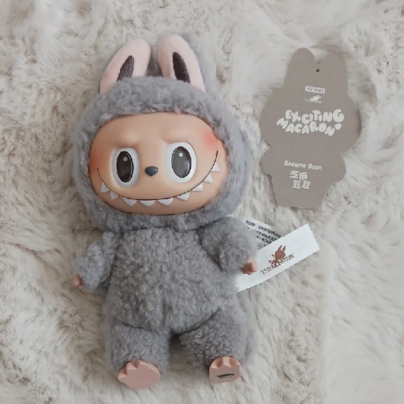 【正規品】Labubu Exciting Macaron Sesame bean Kasing Lung, LABUBU | Exciting Macaron (Sesame Bean) (2023